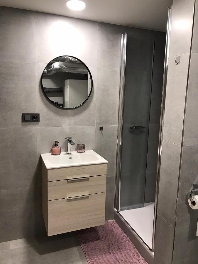 Soukromy Pokoj S Kuchyni A Koupelnou V Radovce Nove Mesto na Morave Exterior foto
