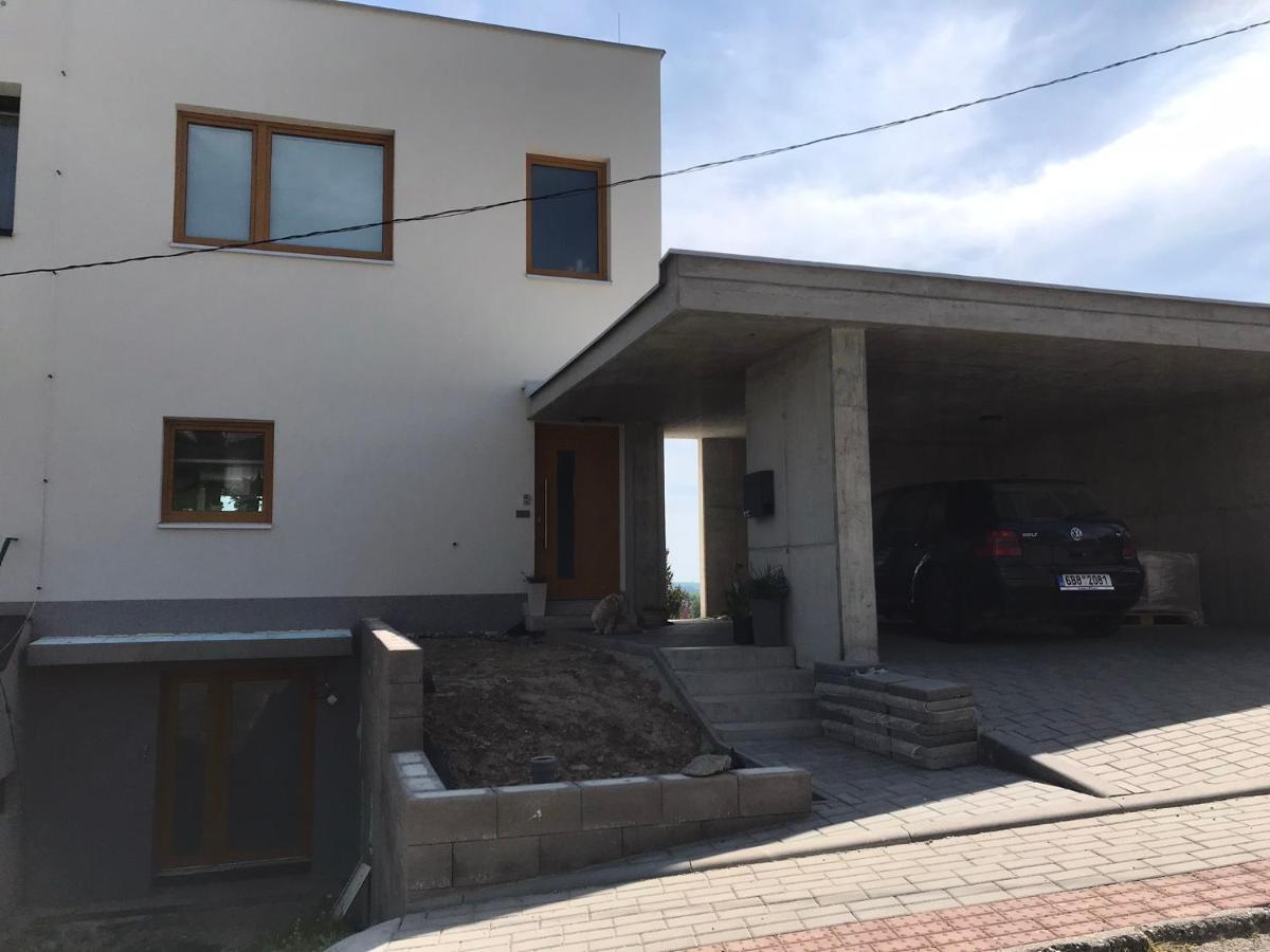 Soukromy Pokoj S Kuchyni A Koupelnou V Radovce Nove Mesto na Morave Exterior foto
